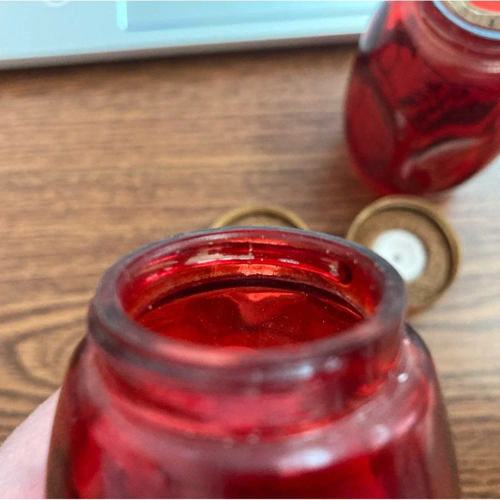 Vintage Airko Salt & Pepper Shaker flash red w/cork inserts approx. 3 1/4